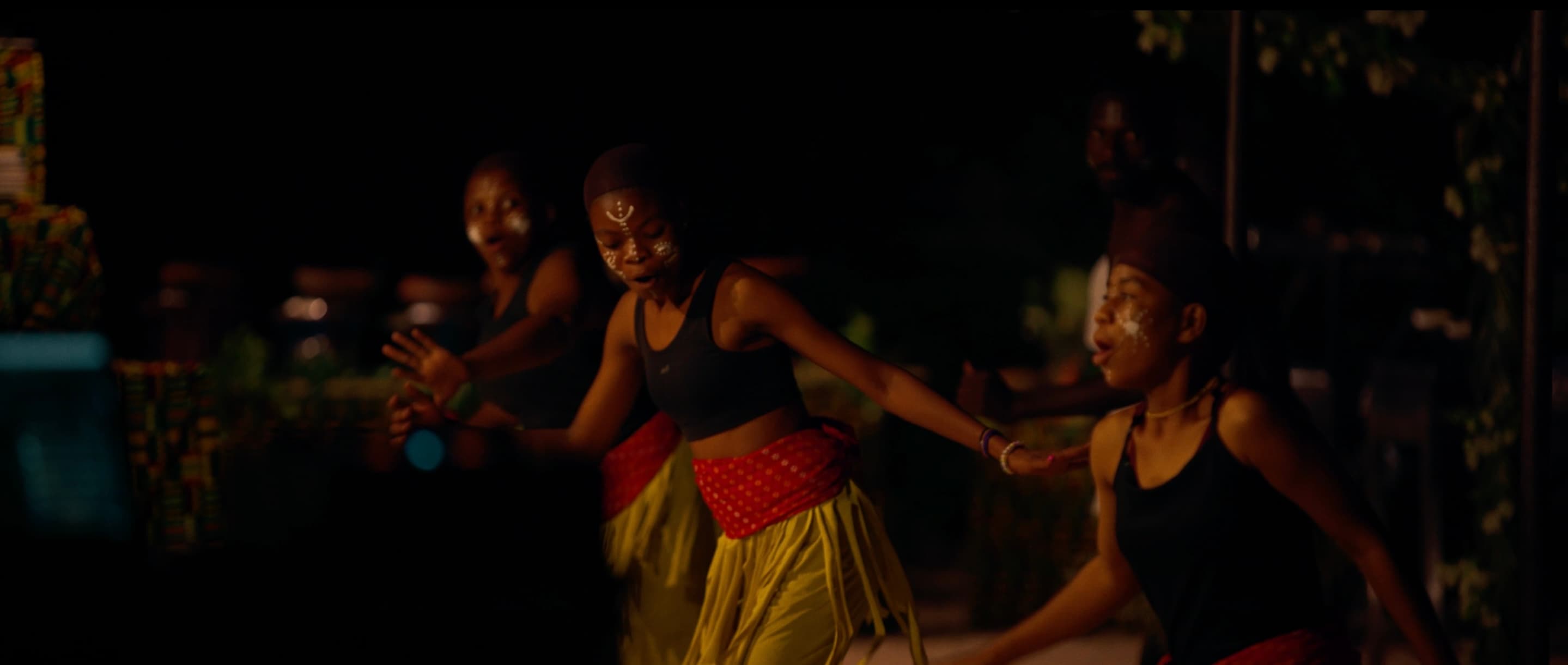 Girls from the Move Zanzibar community dancing together